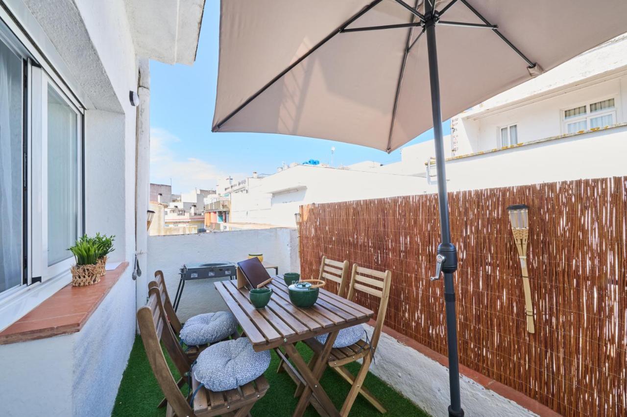 Lovely 2 Bedroom Apartment With Terrace บลาเนส ภายนอก รูปภาพ